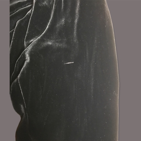 Black Silk velvet blazer by Nu. Dressy but unstructured. Estimated size L - Picture 6 of 6
